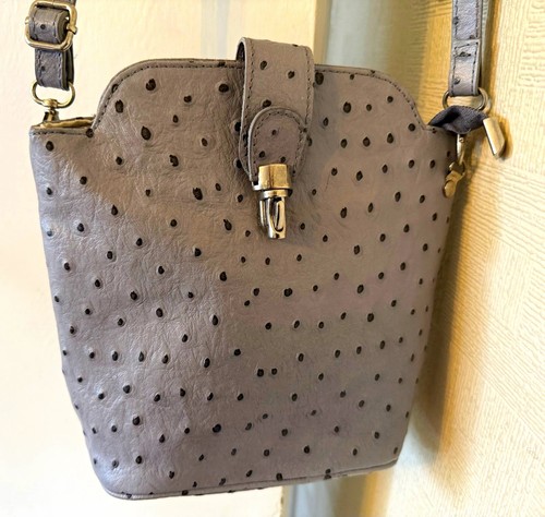 Light grey ostrich leather - grey,