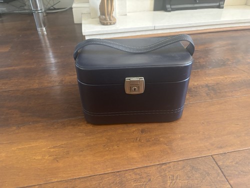 Black retro vanity case - black,