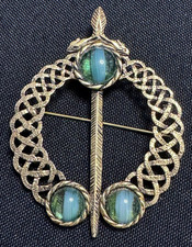 Vintage - Scottish Penannular