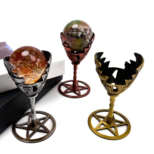 Metal sphere display stand - sphere,