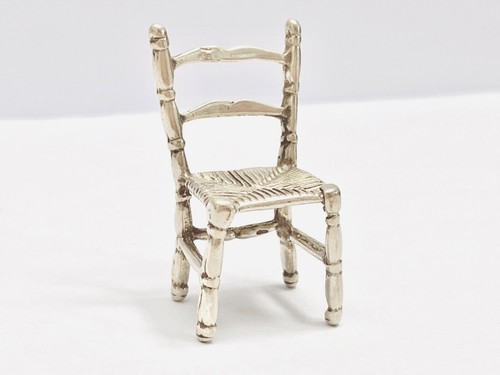 Beautiful vintage miniature - beautiful,