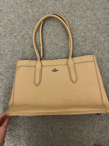 Pre loved coach beige pebbled - beige,