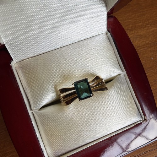 Gorgeous rare green vintage - gorgeous,