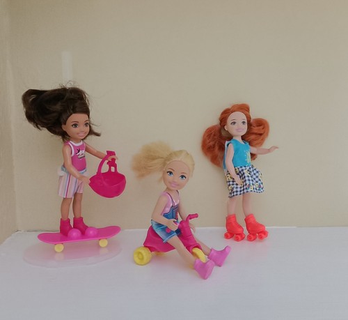 Chelsea barbie doll bundle - chelsea,
