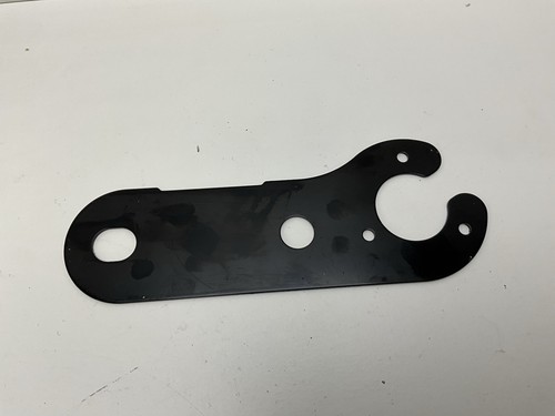 Towbar socket mounting bracket - socket,
