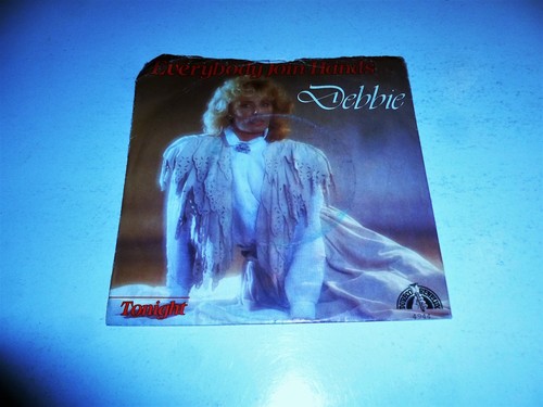 Debbie everybody join - join, hands