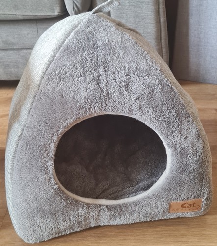 Large cat house indoor - large,