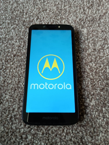 Motorola moto play - e5,