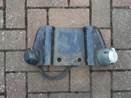 Car towing bracket - , plate