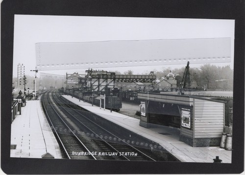 Dunbridge railway station - dunbridge,