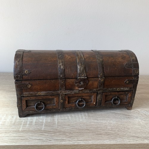 Vintage wooden chest - vintage, half