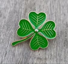 Cloverleaf Green Gold Pin