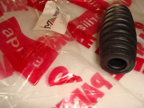 Gear lever grommet for aprilia - gear,