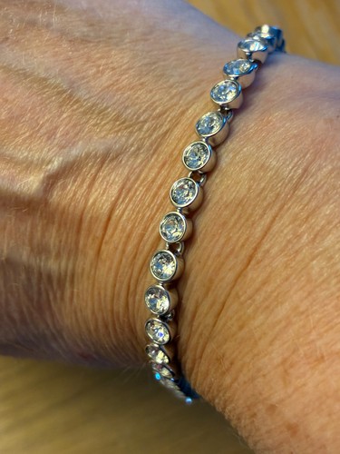 Genuine swarovski round - swarovski,