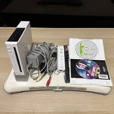 Nintendo Wii Console Bundle