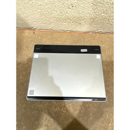 Wacom intuos cth 680 pen - wacom,