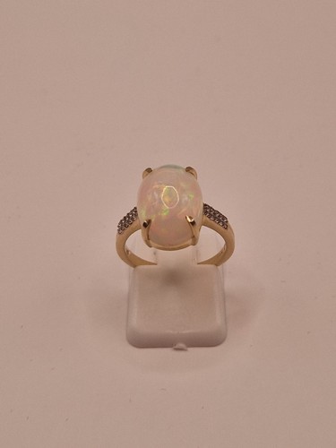 Size ethiopian opal - size, l-m