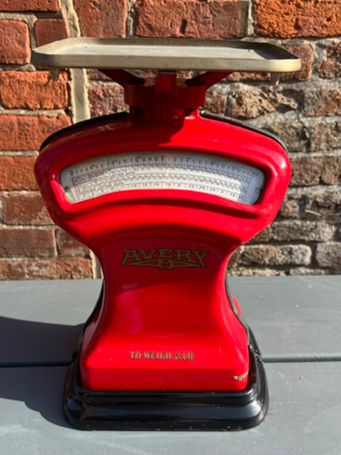 Vintage avery pillar - pillar, red