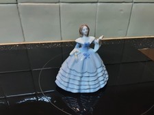 Coalport Minuette 3 3/4" Lady