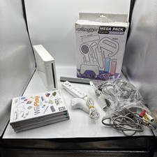 Nintendo Wii Console Bundle with Quickshot Mega Pack & 3 Games