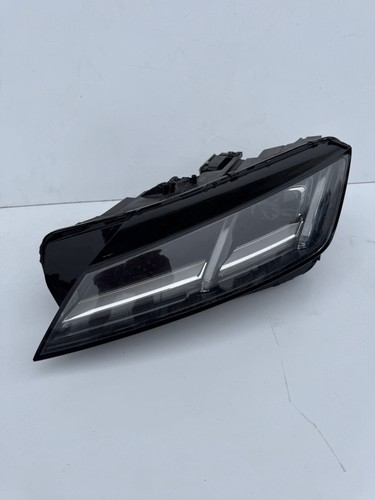 Audi 8s0 left passenger - tt,