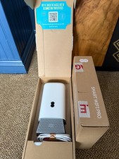 EE Smart Hub Pro + Extender