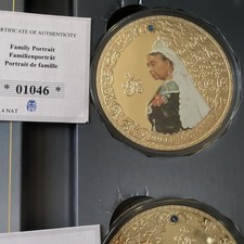 Queen Victoria Large