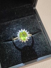 Peridot & White Zircon 9k Gold Ring. Size R/S