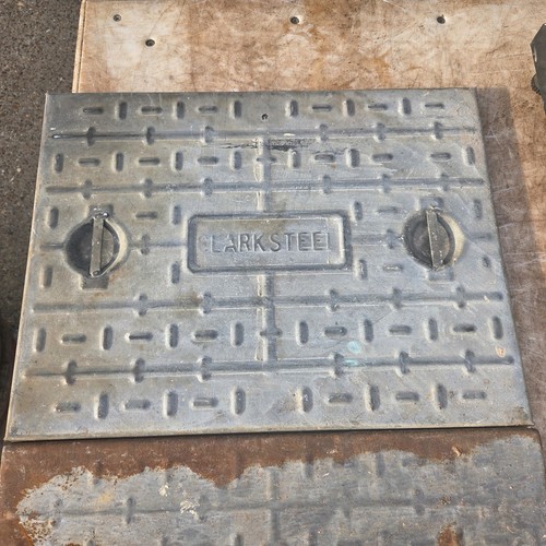 Galvanised manhole cover - manhole, 620mm