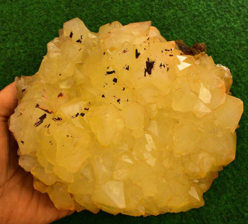 Large quartz rock crystal - large,