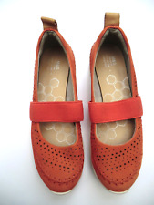 M&S LIGHT AS AIR MEMORY FOAM LADIES TRAINER SNEAKER UK 3.5 ORANGE SUEDE SHOES