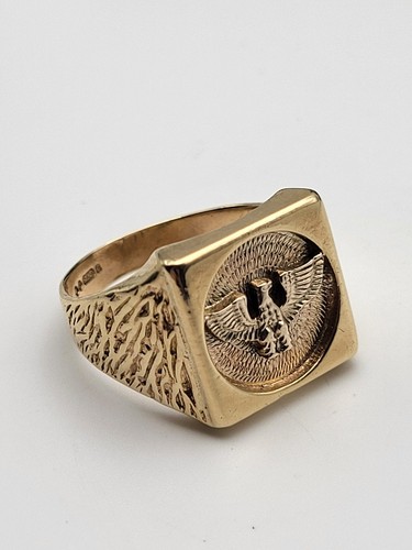 9ct heavy gold square eagle - gold,