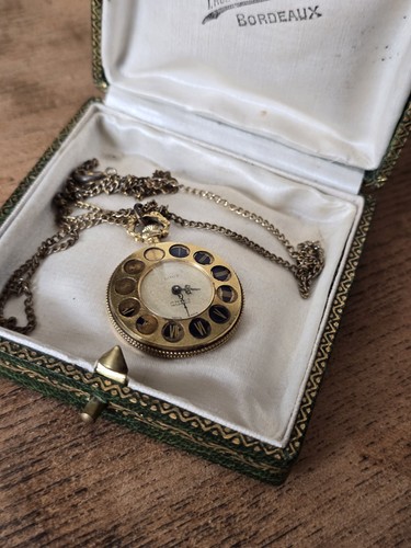 Pre loved vintage limit round - pre-loved,