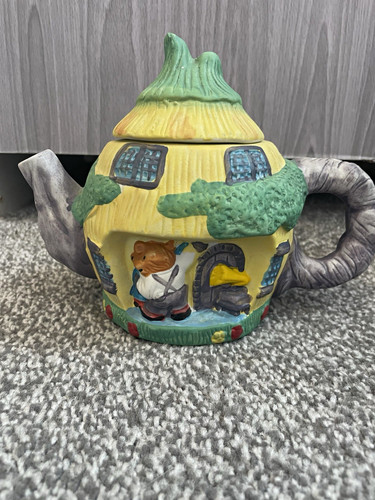 Ceramic cottage novelty tea - novelty,