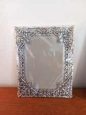 VINTAGE SILVERSTONE METAL PICTURE FRAME BY FIRST IMPRESSIONS 18CMS X 23CMS
