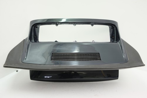 Rear spoiler compatible with - rear,