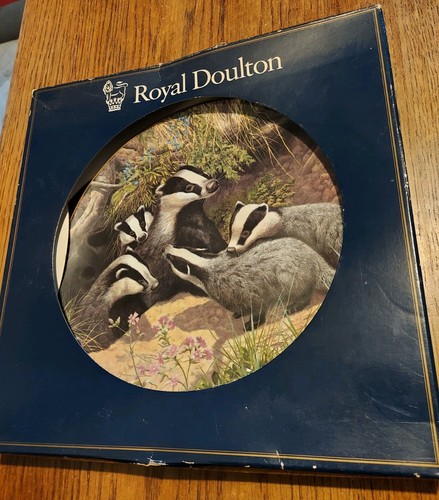 Royal doulton collectors - doulton,