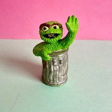 Vintage oscar the grouch Sesame Street figure Vinyl toy