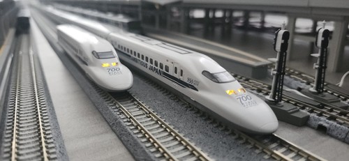 Kato 700 series car - kato,
