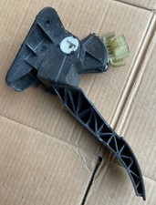 FORD TRANSIT CONNECT THROTTLE