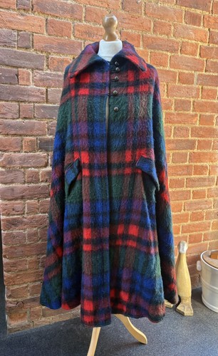Vintage 70s berghaus red navy - berghaus,