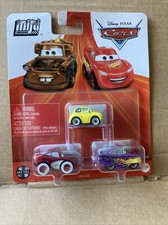 DISNEY CARS Mini Racers set of 3 - Cruisin’ Lightning McQueen, Luigi & Ramone