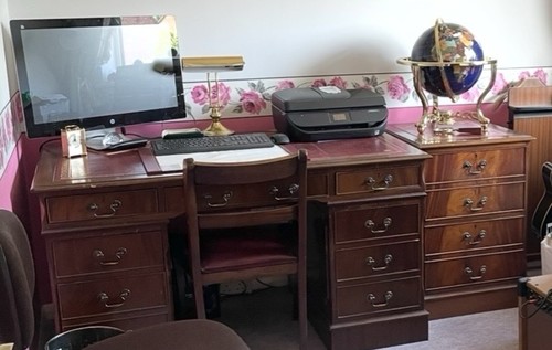 Mahogany twin pedestal writing - mahogany,