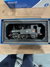 Dapol 7S-006-052 O Gauge 58xx Class BR Early Crest Black 5819 21DCC - Railways