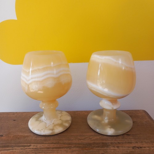 Onyx goblets good - 2x,