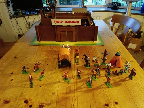 Wild west wooden - west,
