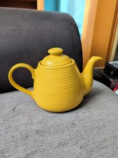 A Rayware Yellow Horizontally