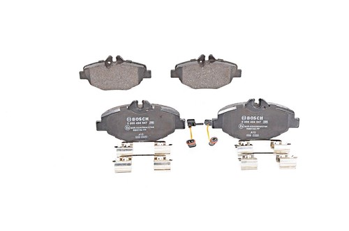 Front disc brake pad set - front,