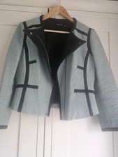 Beautiful Pre-loved Karen