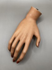 Vintage Mannequin Elegant